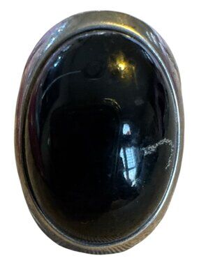 Vintage Modernist Silver Ring With Black Oval Stone Geometric Open Design